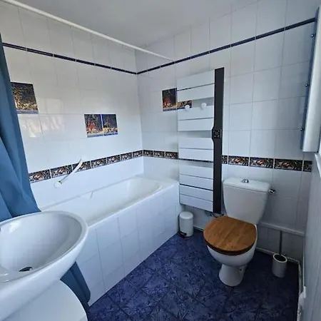 Grand O Joli Albizia - Maison Avec Independant Et Privatif Pour 8 A 10 Personnes Holiday home